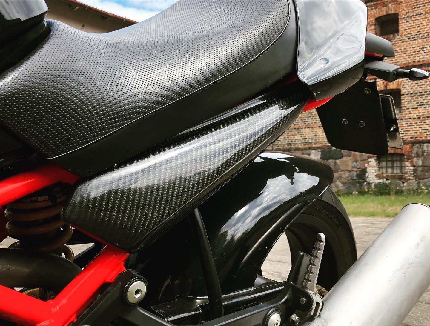 Carbon Fiber side covers for Ducati Monster 600